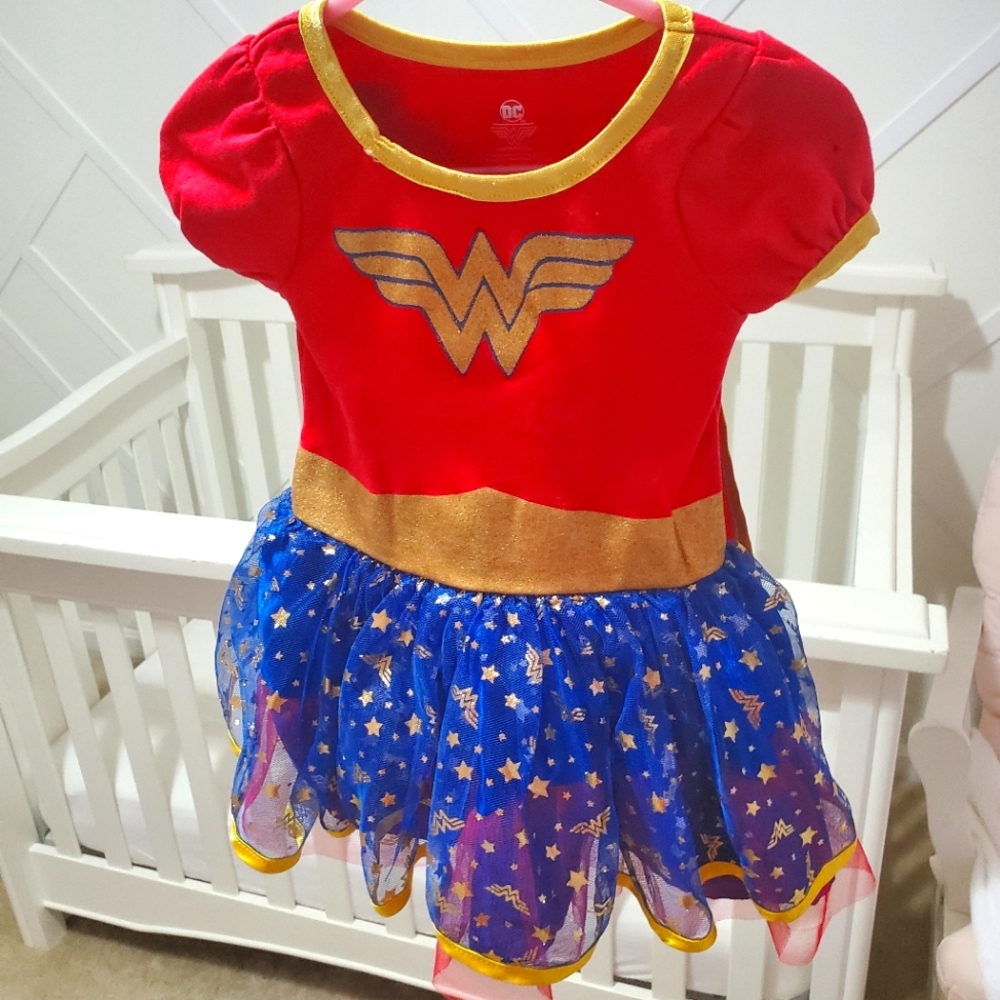 Wonder woman costume 2T